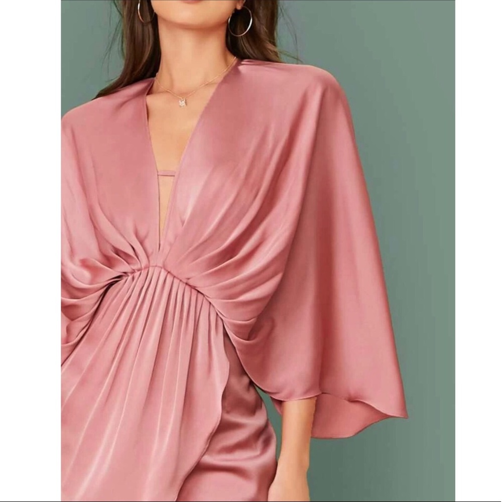 5⭐️ Caitlín Cocktail Satin Dress - Picture 5 of 7